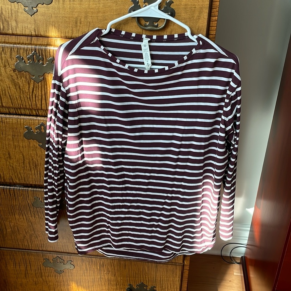 Lululemon Back In Action Long Sleeve
Yachtie Stripe Cassis White